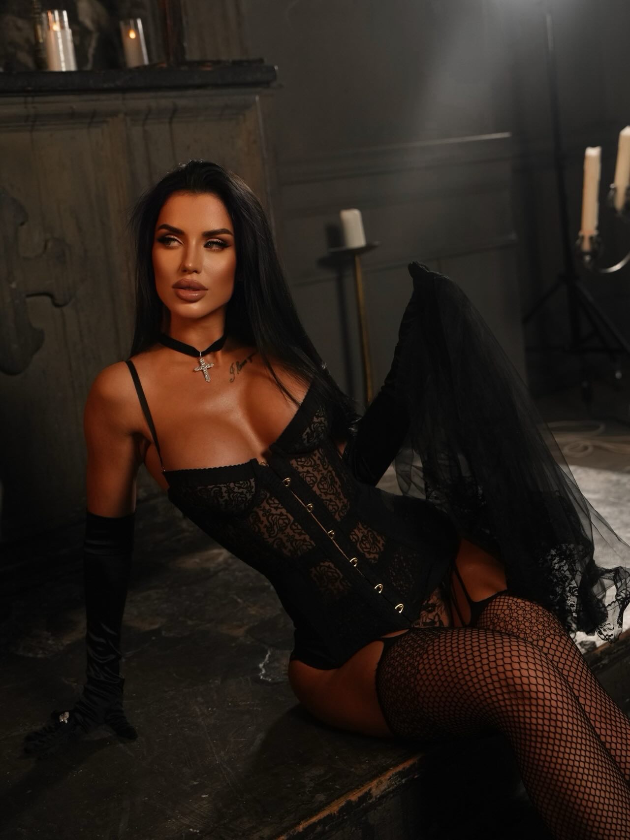 Giulia — Stripper femenina